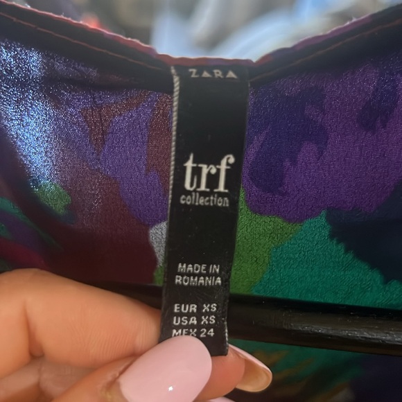 Zara dress - Picture 4 of 7